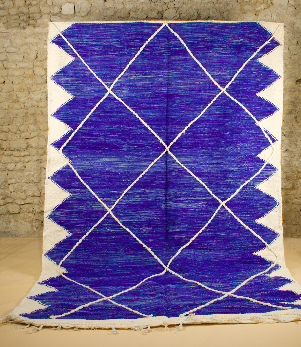 Tapis Kilim Zanafi Bleu – Motif Losanges en Corde Blanche (3x2m)
