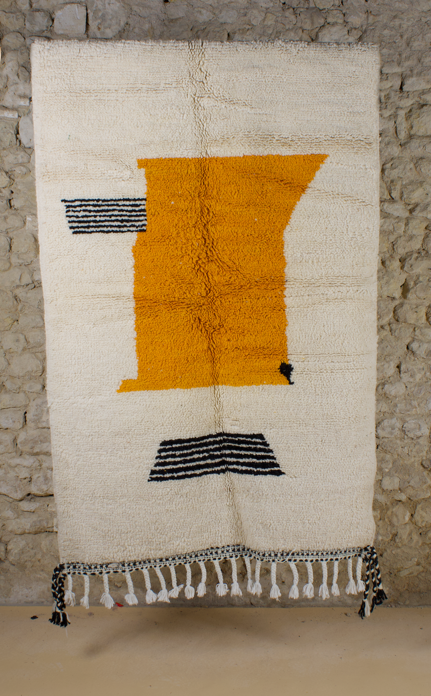 Tapis Beni Ouarain berbère en laine naturelle – Motifs modernes et artisanat traditionnel