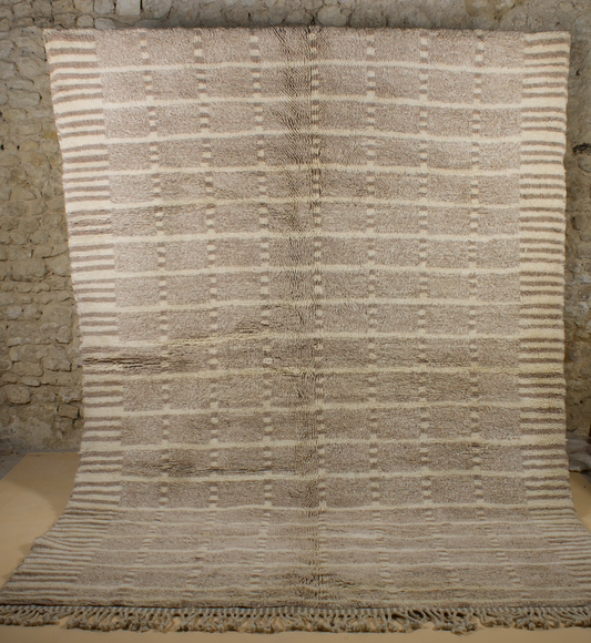 Tapis Beni M'rirt Authentique - Luxe et Confort en Laine Naturelle