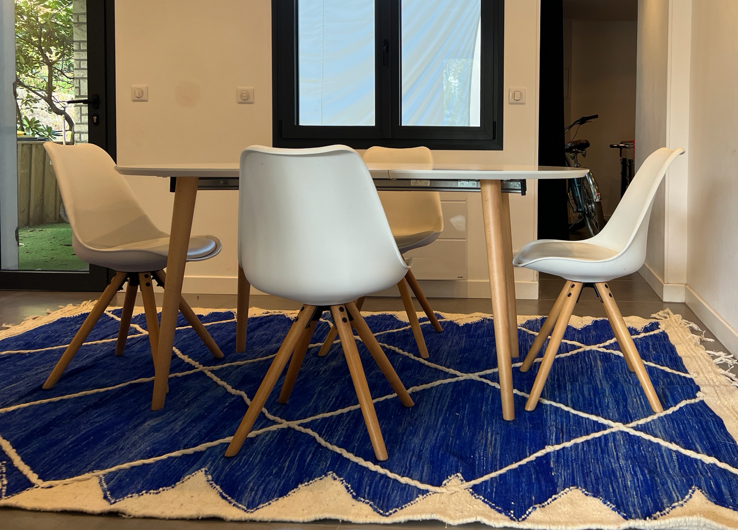 Tapis Kilim Zanafi Bleu – Motif Losanges en Corde Blanche (3x2m)